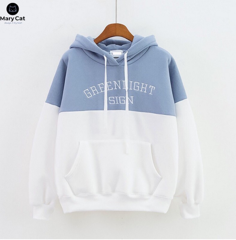 Áo Khoác Hoodie Nữ Thêu GREENLIGHT Trước Ngực - Chất Liệu Thun Nỉ - Form Dưới 60kg - Mẫu Mặc Mọi Lứa Tuổi