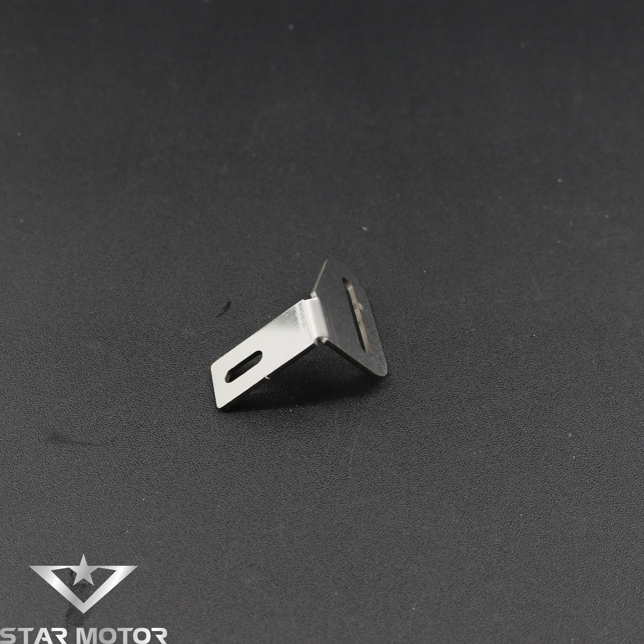 Pát trợ sáng hốc còi Winner X