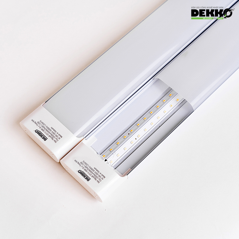 Đèn LED bán nguyệt DEKKO 2211 dài 60cm/20W và 1m2/40W chính hãng