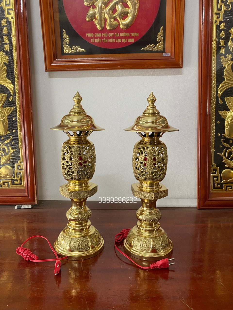 Đôi Đèn thờ lục giác bằng đồng cao 48cm
