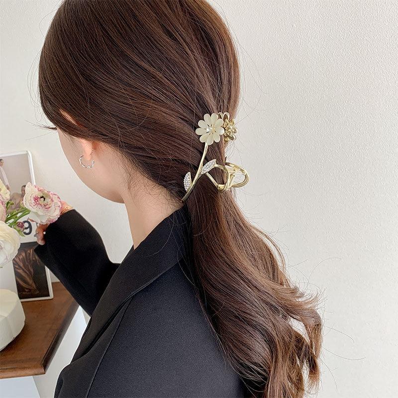 Kẹp tóc Hàn Quốc kim loại đính đá hình bông hoa Jennie Accessories