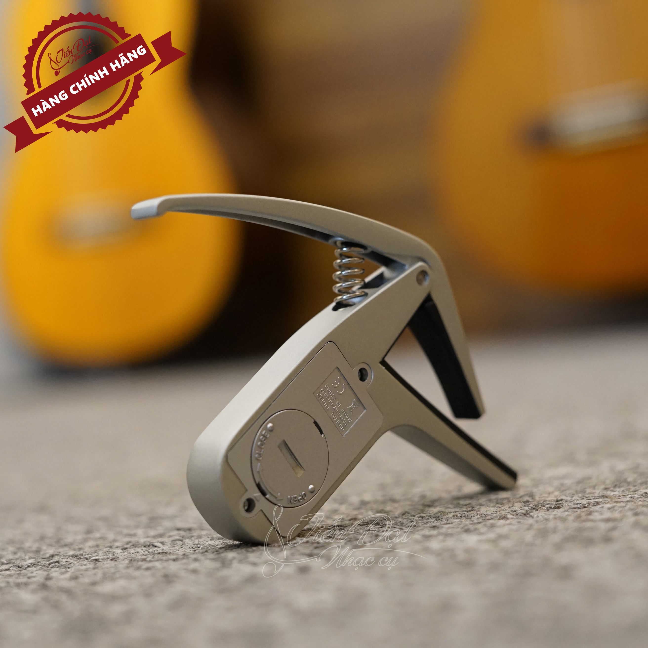 Máy Lên Dây + Kẹp Đàn Capo Guitar Chính Hãng Aroma AC-05, Dành Cho Guitar, Ukulele, Guitar Bass, Chromatic