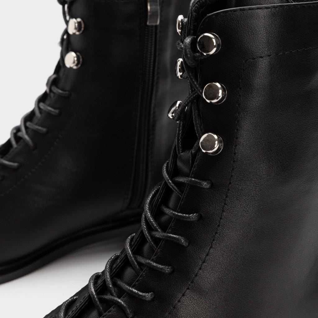 Giày Bốt Nữ Boot Da Dây Cúc 3Phân HAPAS - BOT357