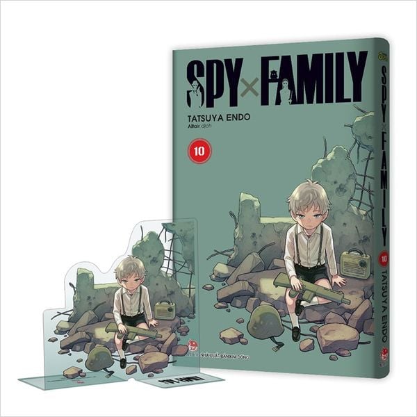 spyxfamily_bia_standee_tap-10_grande.jpg