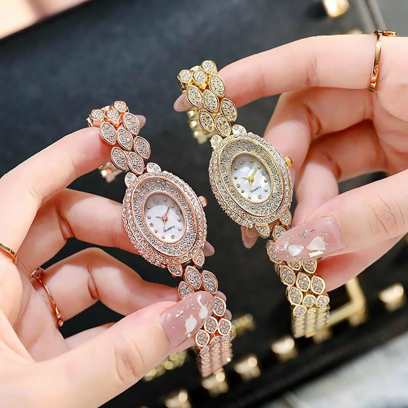Đồng hồ thời trang nữ B1 mặt oval dây kim loại đính đá sang trọng