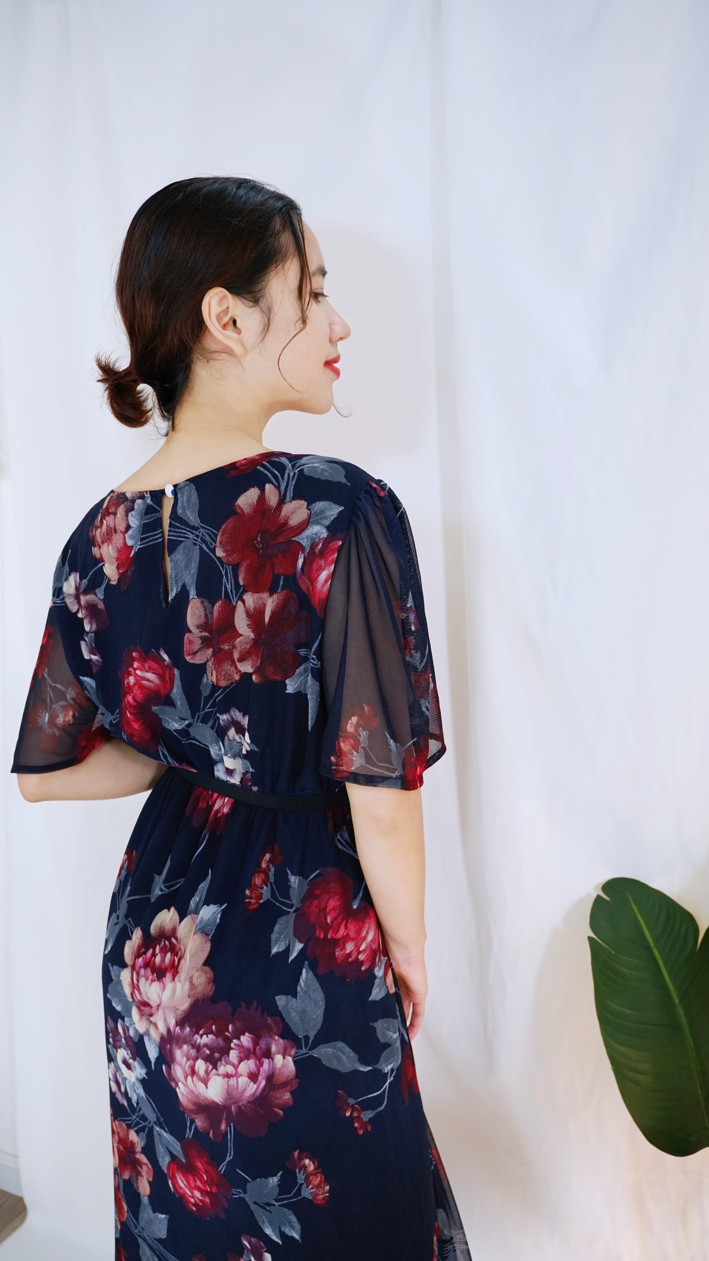 ĐẦM VẢI VOAN DÁNG DÀI HỌA TIẾT CHUN EO LB26