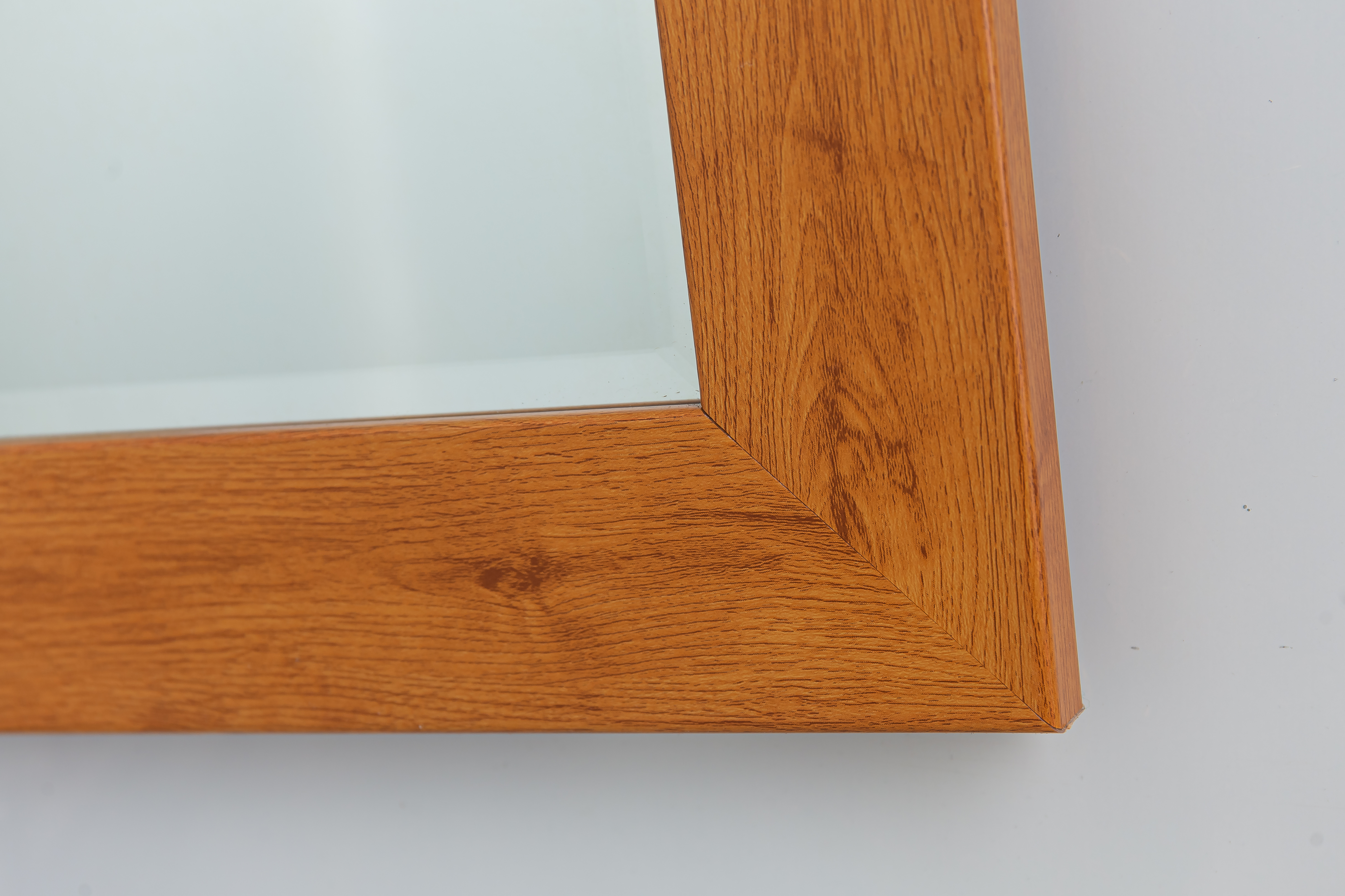 Gương soi Kibath vân gỗ KT 55x70 cm KB111