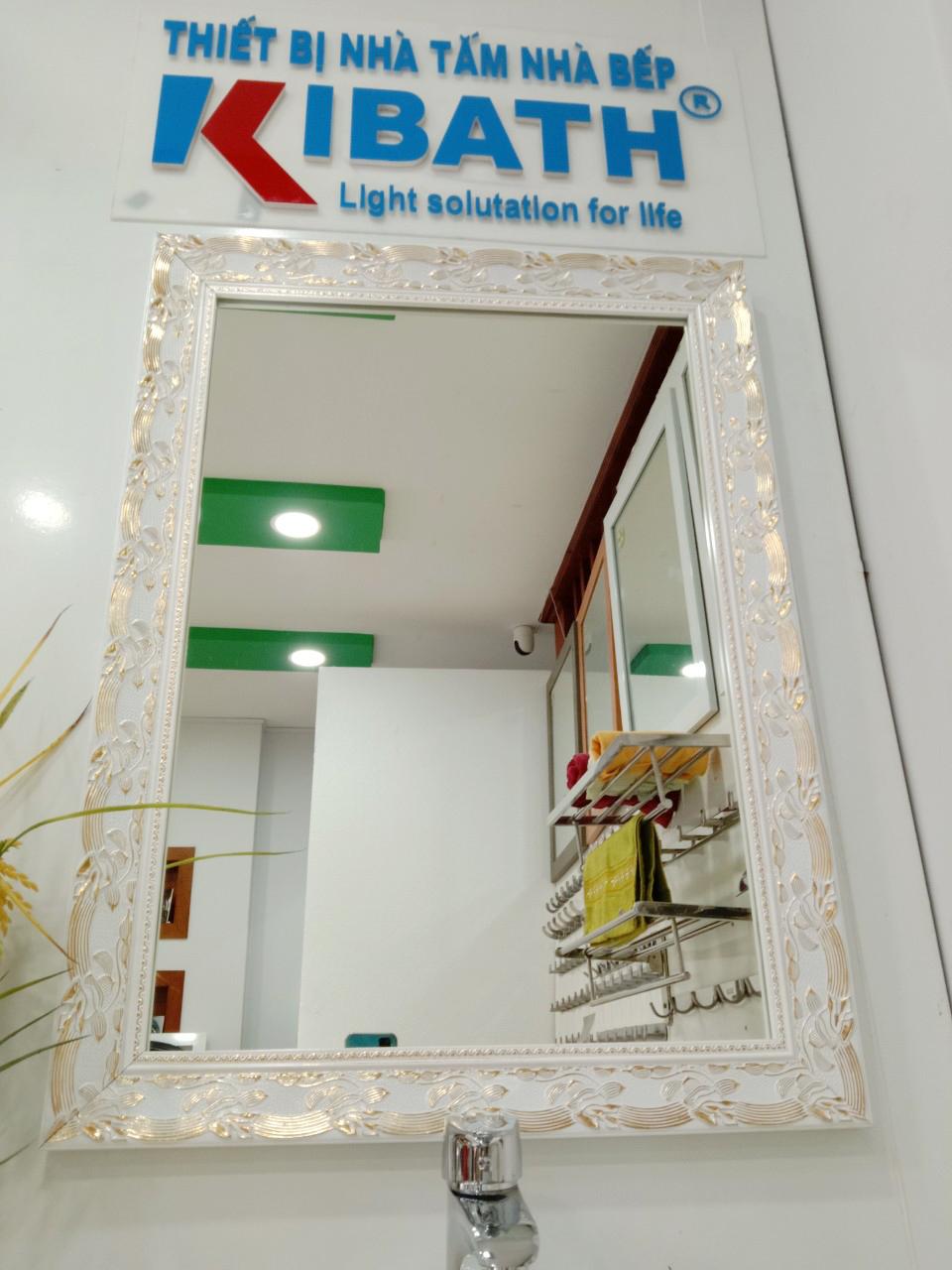 Gương soi Kibath khung màu trắng bảng 6 phân họa tiết vàng KT 60x80 cm KB-129