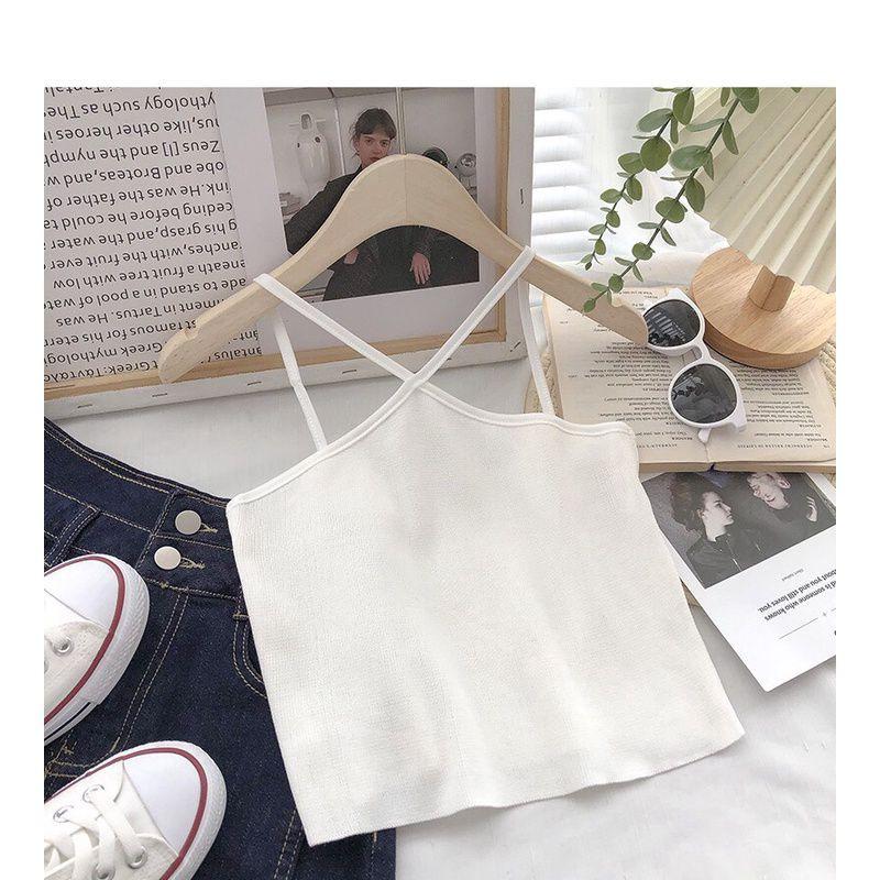 # Áo hai dây yếm dáng croptop