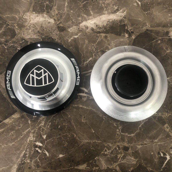 Logo chụp mâm, ốp lazang dùng cho bánh xe ô tô Maybach BC-1030M chất liệu hợp kim nhôm và nhựa ABS