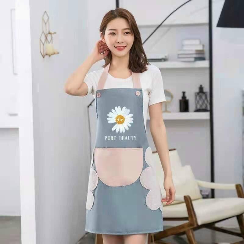 Tạp dề hoa cúc có chỗ lau tay