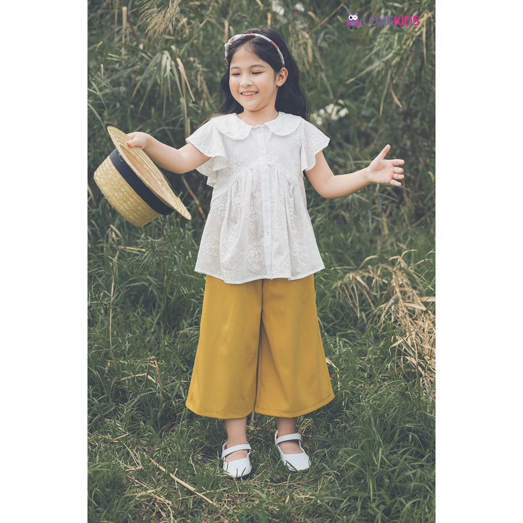 Áo cộc tay thêu hoa bé gái cổ tròn LKG21ST00301 - Lovekids