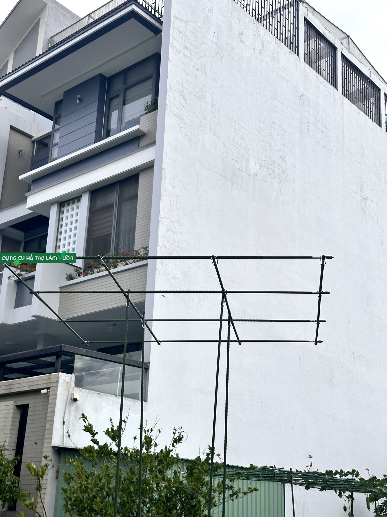 Bộ giàn leo ống thép bọc nhựa phi 11 DAIM bộ giàn KHÔNG BAO GỒM CHẬU