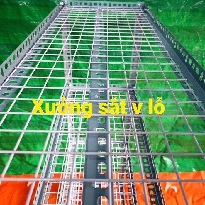 Kệ sắt v lỗ (lưới sắt ô vuông ) rộng 40cm x dài 1,5M ,Cao từ 60cm đến 1,5m ,Nhiều tầng kệ