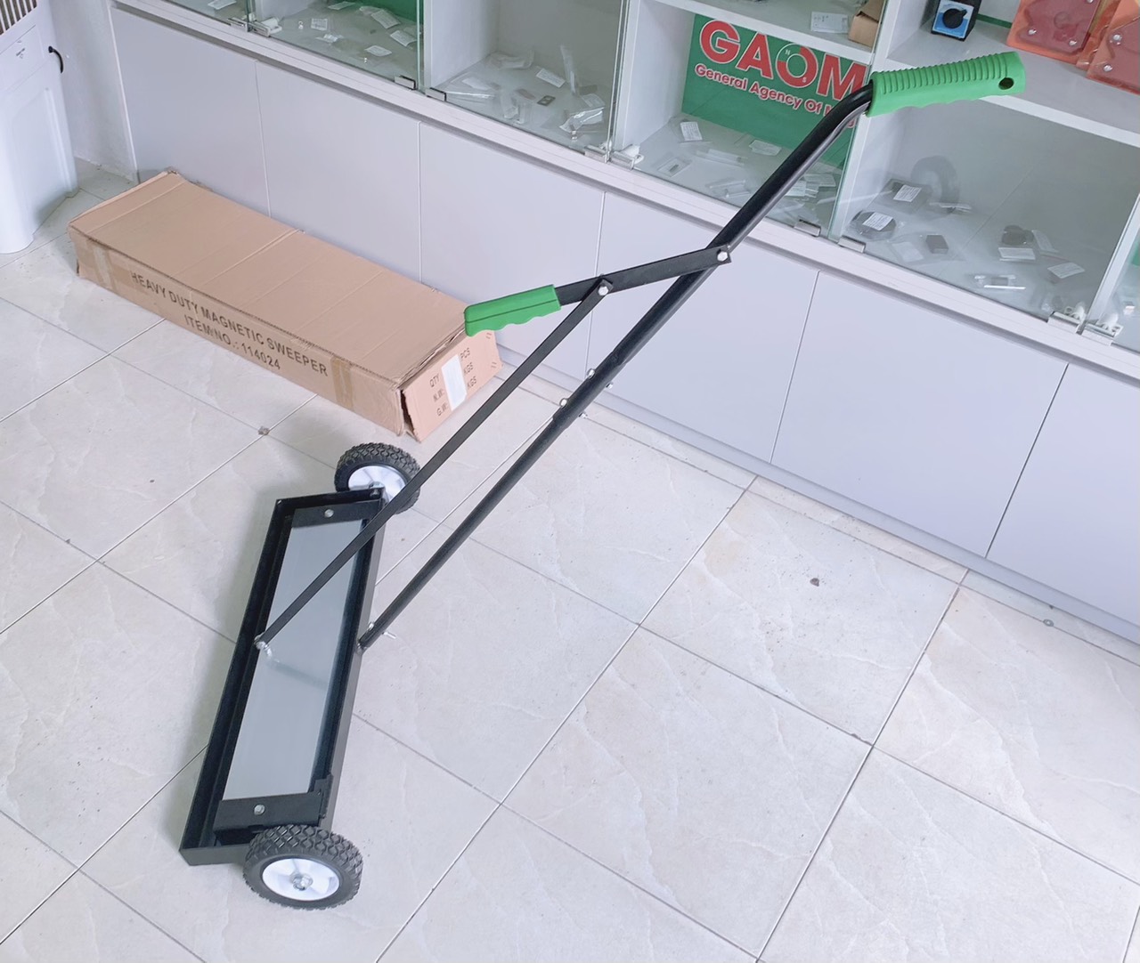 Xe hít đinh nam châm, xe đẩy nam châm vĩnh cửu lực từ mạnh