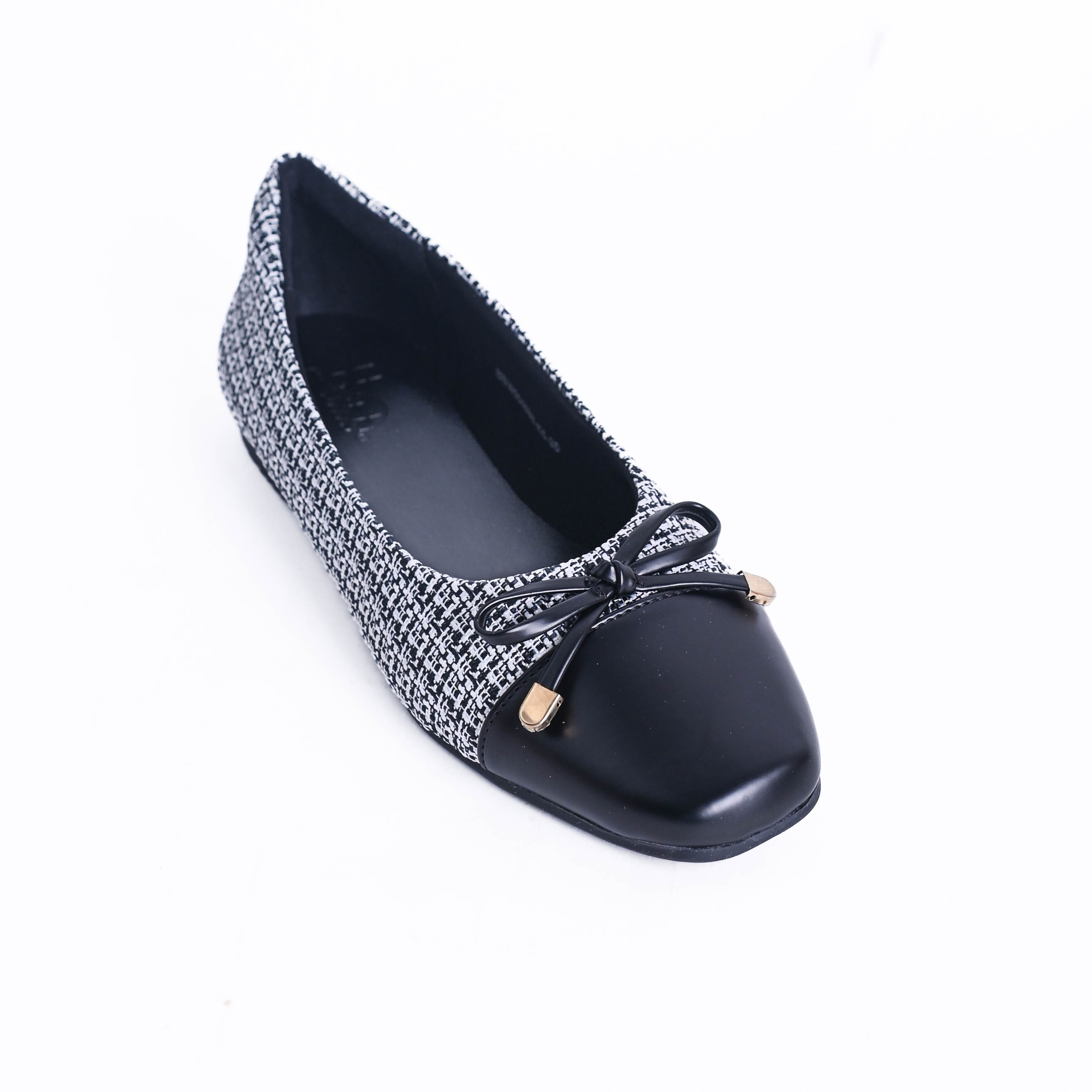 Giày bít Biti's nữ (35-39)