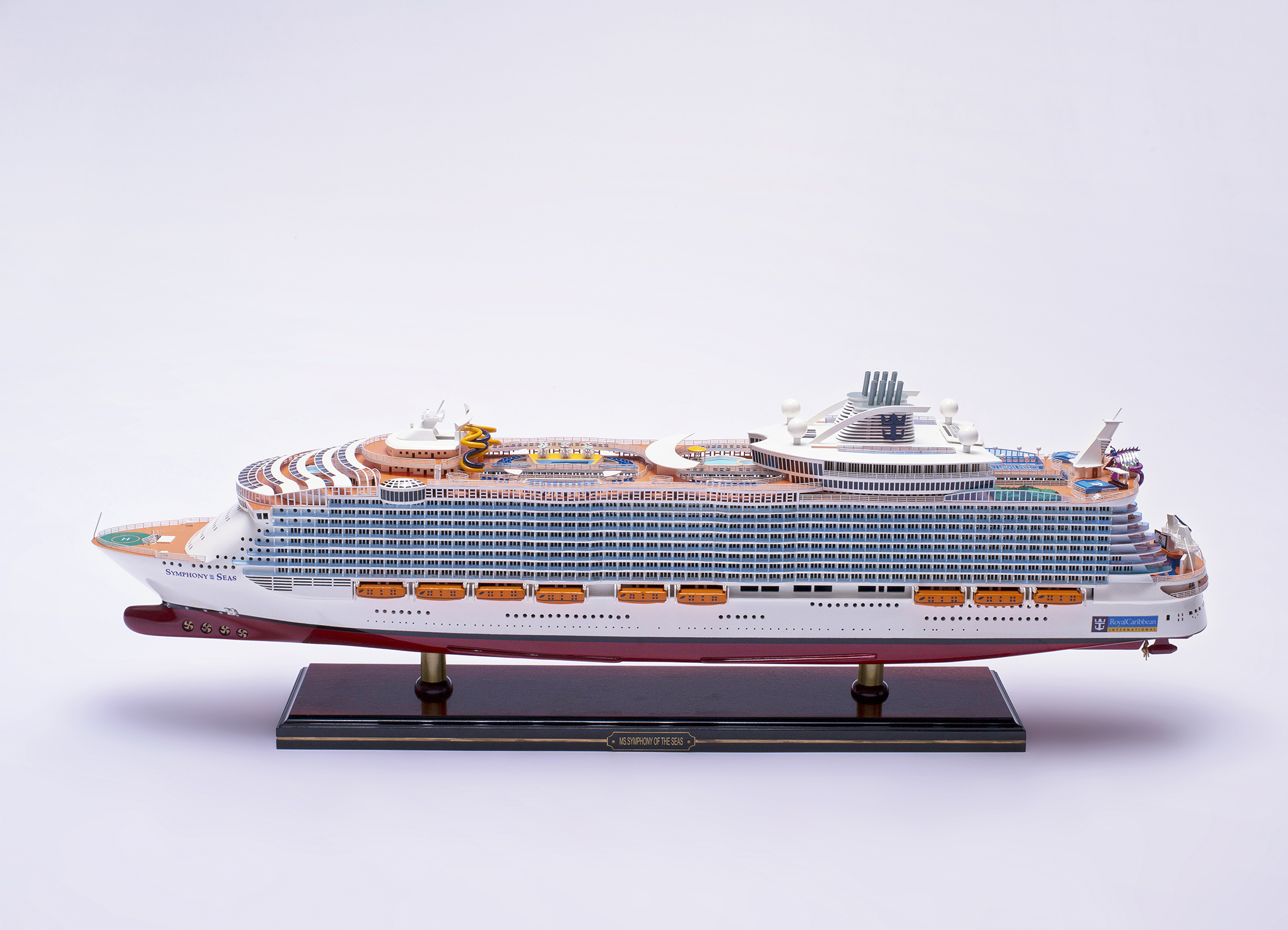 Mô Hình Trang Trí Siêu Du Thuyền Symphony Of The Seas 90CM