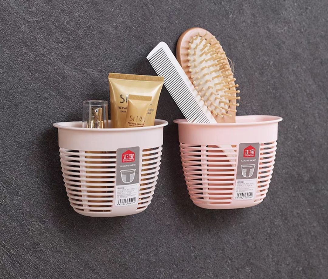 Rổ nhựa dán tường đựng miếng rửa chén và nhiều vật dụng nhỏ như lược kéo bàn chải đũa thìa muỗng - rổ nhựa dán tường siêu dính không cần khoan tường bắt ốc vít