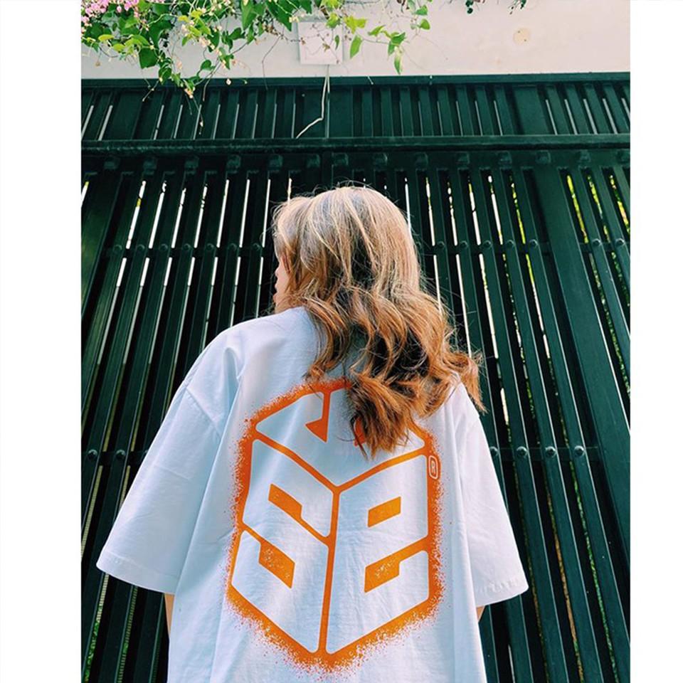 Áo Thun Tay Lỡ Nam Nữ Orange Spray Unisex