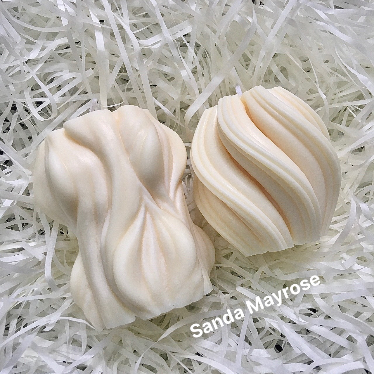 NẾN HÌNH TRỤ THẮP SÁNG, TRANG TRÍ PHÒNG, CHO BAN THỜ RẤT ĐẸP
