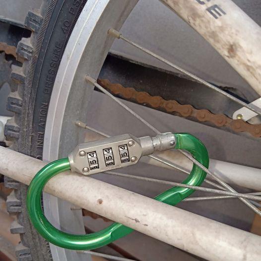 KHÓA SỐ ĐA NĂNG HÌNH CHỮ D - NHỎ GỌN CHỐNG MẤT MŨ BẢO HIỂM, VALI, XE ĐẠP. KHÓA MINI CỬA SỔ, BAN CÔNG