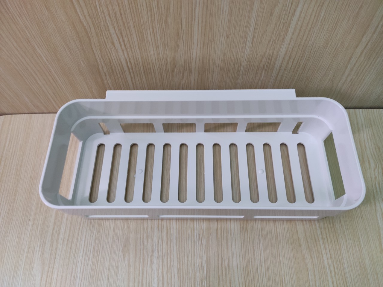 Giá để đồ nhà tắm có móc treo đa năng - tiện ích