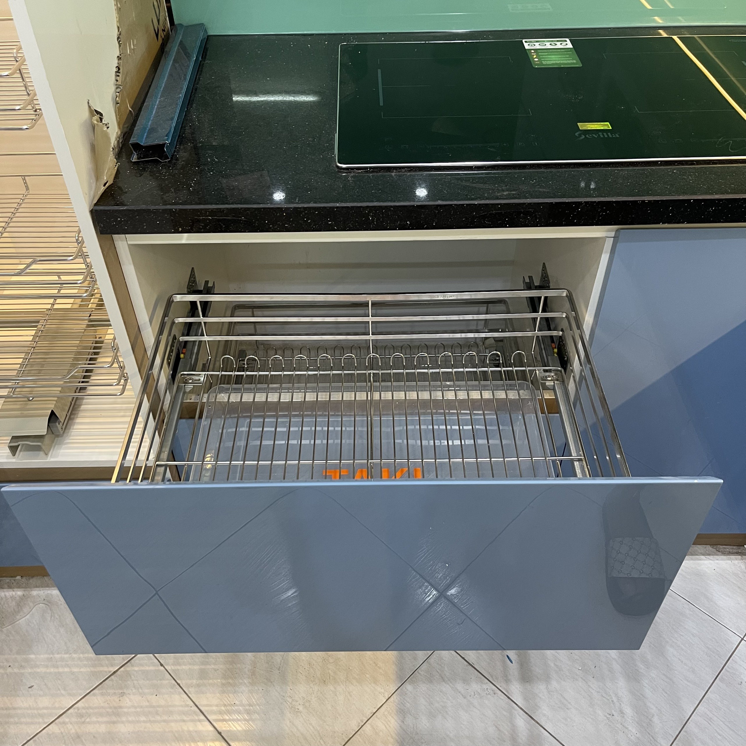 Giá Để Xoong Nồi Tủ Bếp Dưới TAKI NAN DẸT INOX Không Gỉ 304 - Ray Âm Giảm Chấn Cao Cấp - BẢO HÀNH VĨNH VIỄN - Có Thợ ắp