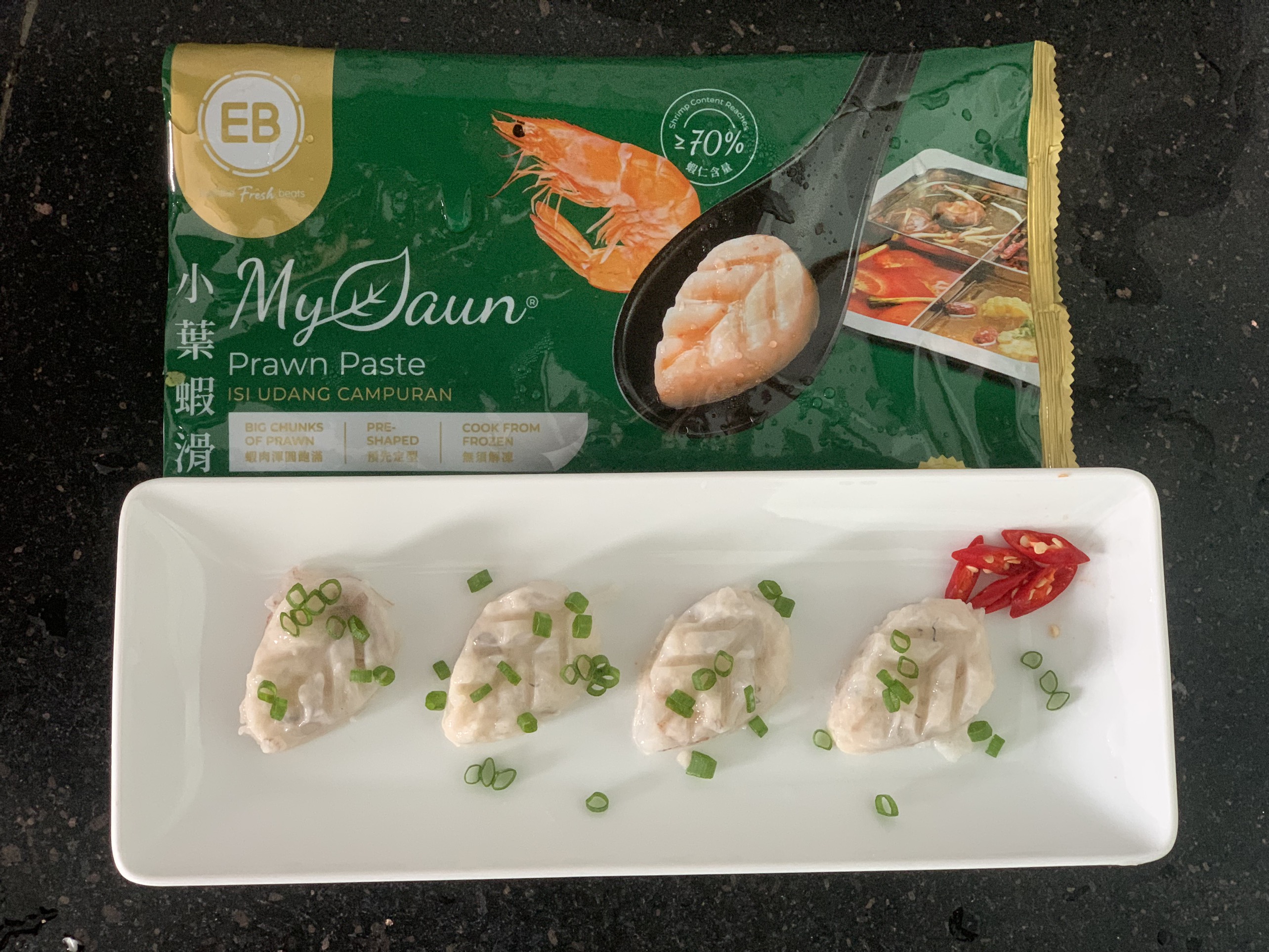 CHẢ TÔM TƯƠI HÌNH CHIẾC LÁ 130G EB MALAYSIA