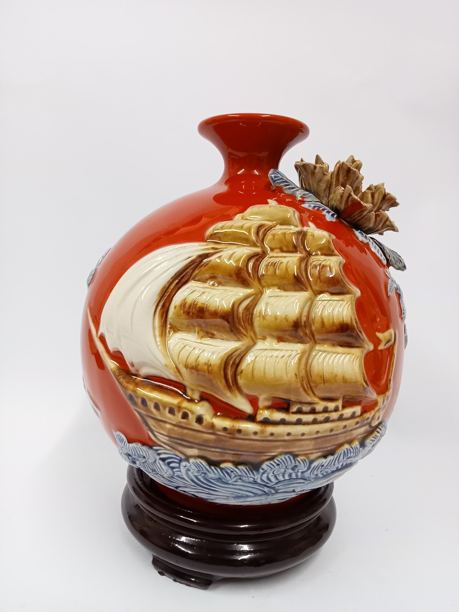 Bình hút lộc "Thuận buồm xuôi gió" đỏ size 21cm