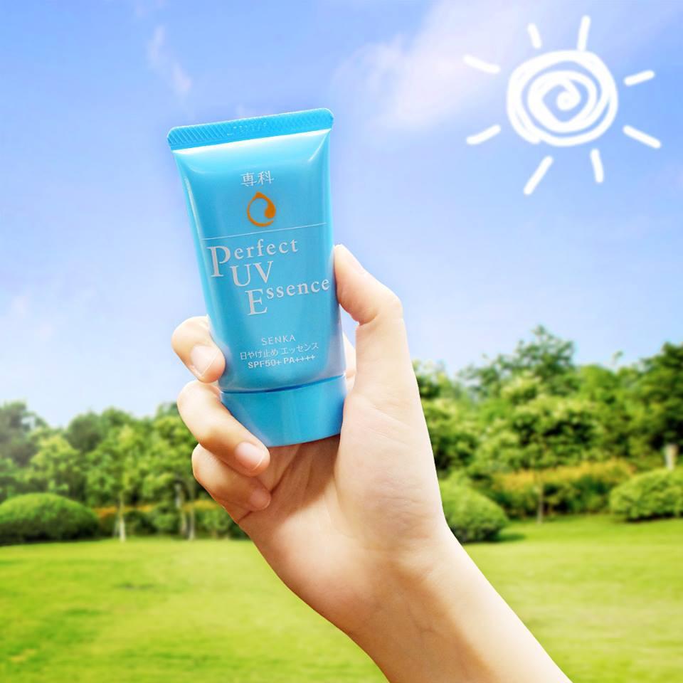 Tinh chất chống nắng Senka Perfect UV Essence (50g)