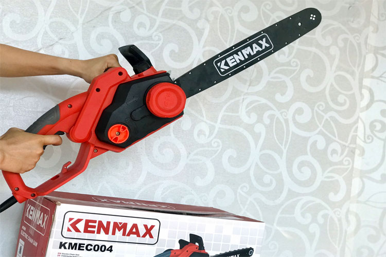 Máy cưa xích 405mm dùng điện Kenmax KMEC004