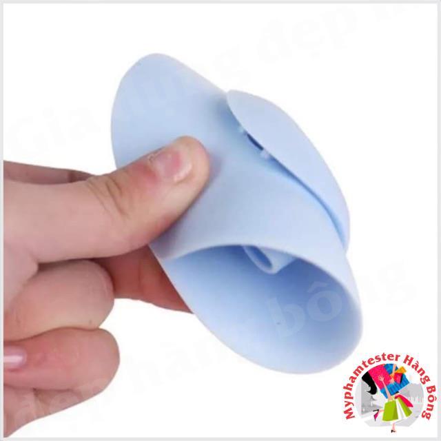 Nắp silicon chặn rác thông minh