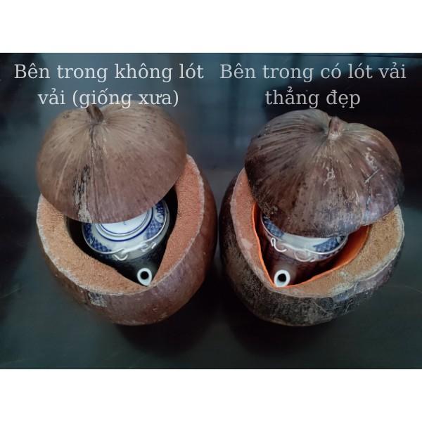 Bộ Giữ Ấm Bình Trà Trái Dừa Không Sơn Màu Nguyên Thủy Của Trái Dừa Và Bình Trà 700 - 900ml