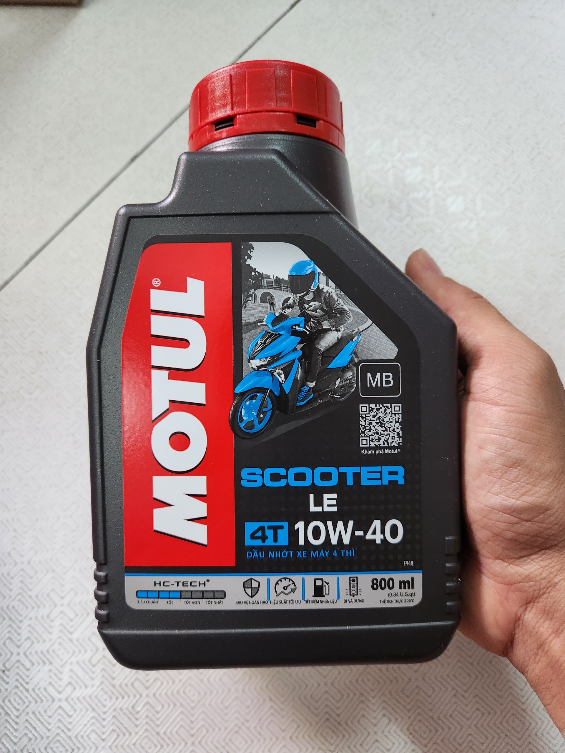 Motul Scooter 10W40 800ml tặng Motul Gear Oil 80W90 120ml nhớt hợp số nhớt máy xe tay ga