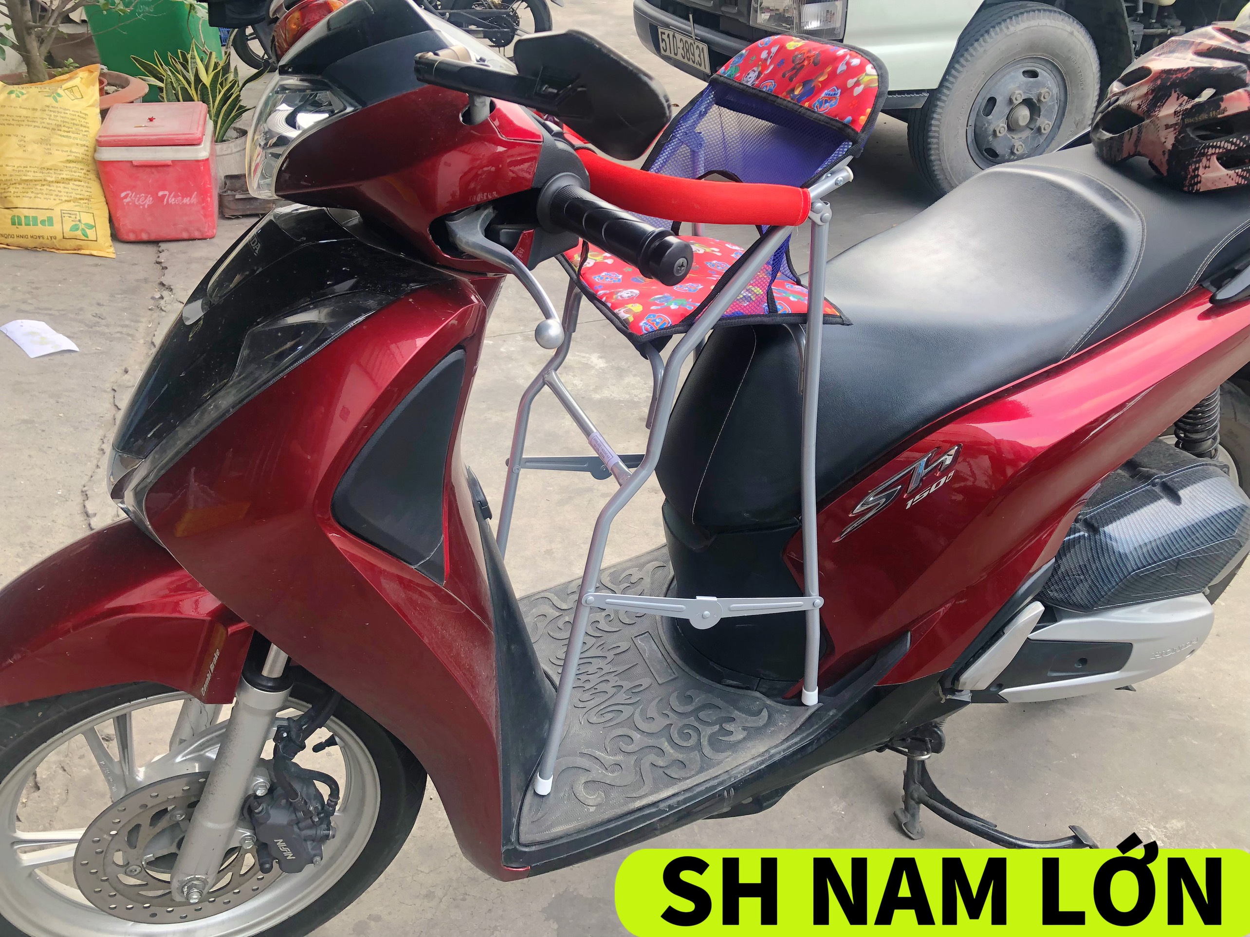 Ghế ngồi xe SH Ý 300i - 350i cho bé , GHẾ GA XẾP SẮT SƠN TĨNH ĐIỆN