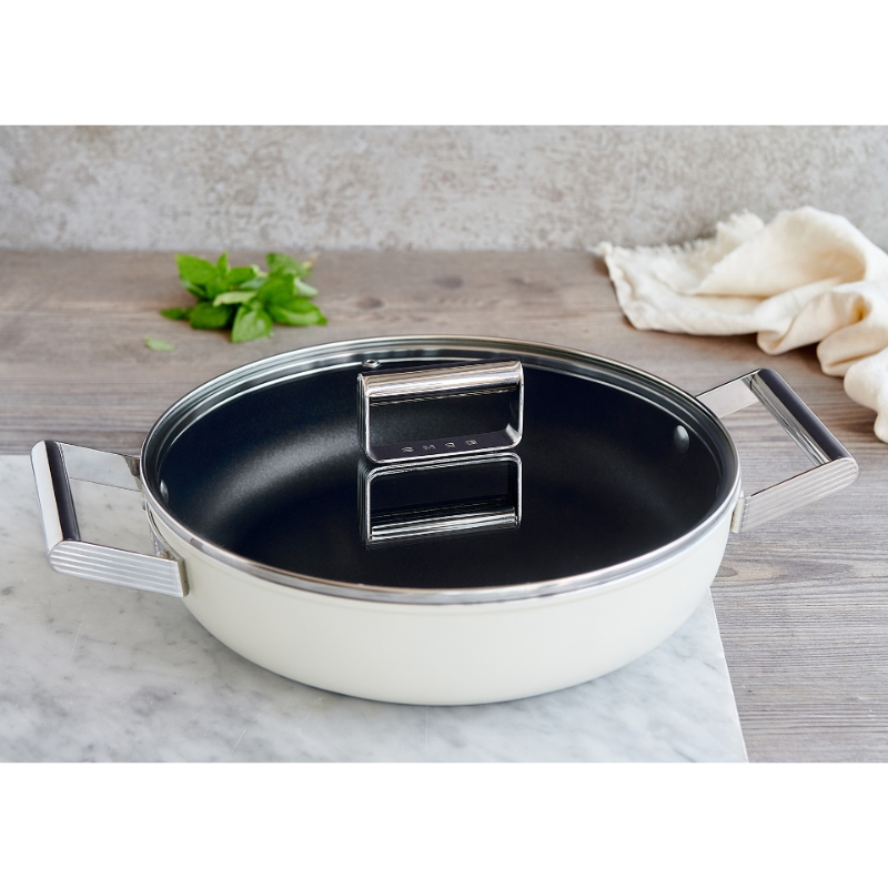 Nồi chảo SMEG CKFD2811CRM màu kem (vung kính) Hàng Chính Hãng