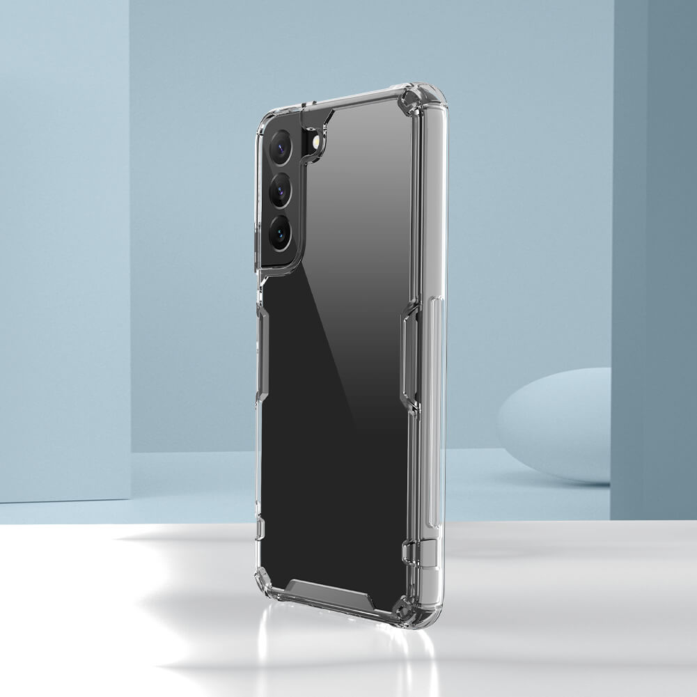 Ốp lưng silicon dẻo trong suốt cho Samsung Galaxy S22 hiệu Nillkin Nature Pro mỏng 0.6mm - hàng nhập khẩu