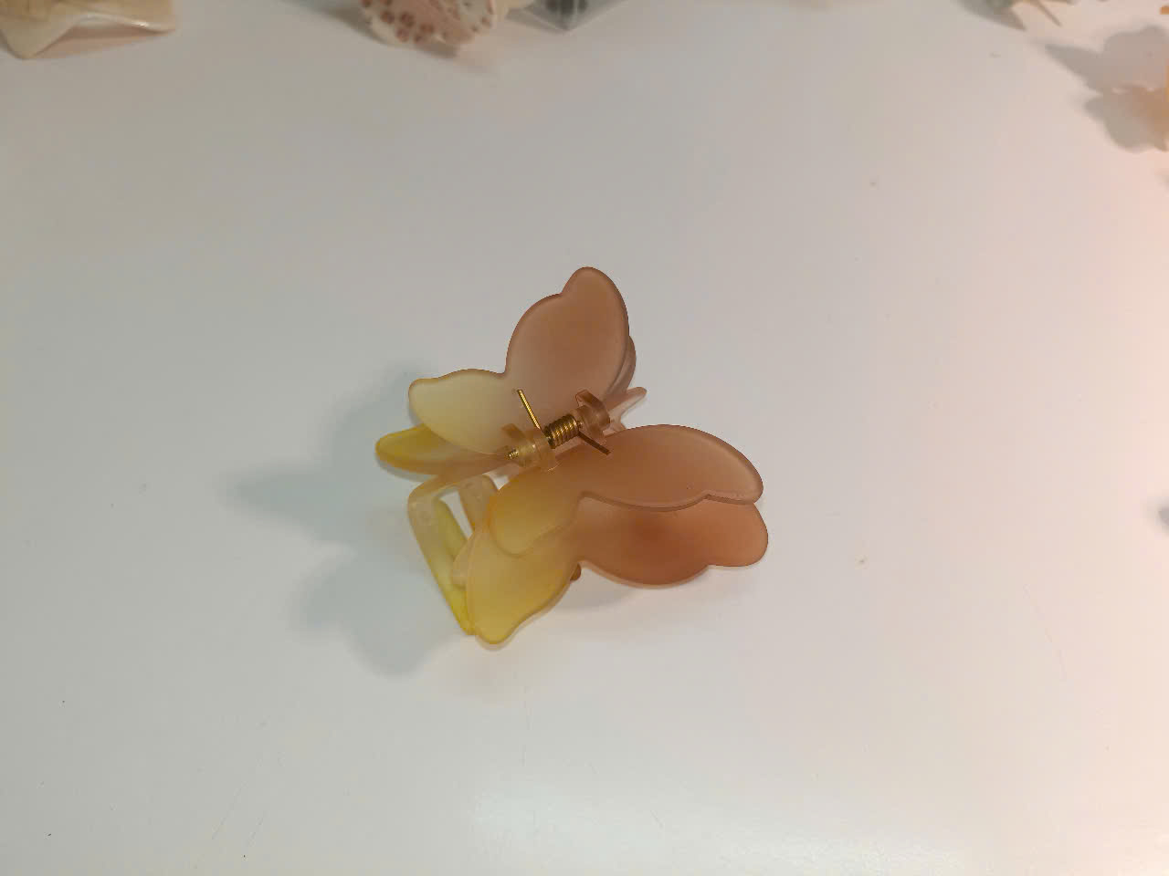 Kẹp tóc hình cánh bướm 2 lớp pha màu pastel siêu xinh và dễ thương