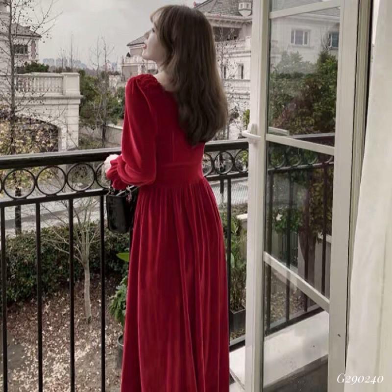 Váy nhung đỏ cho con bú