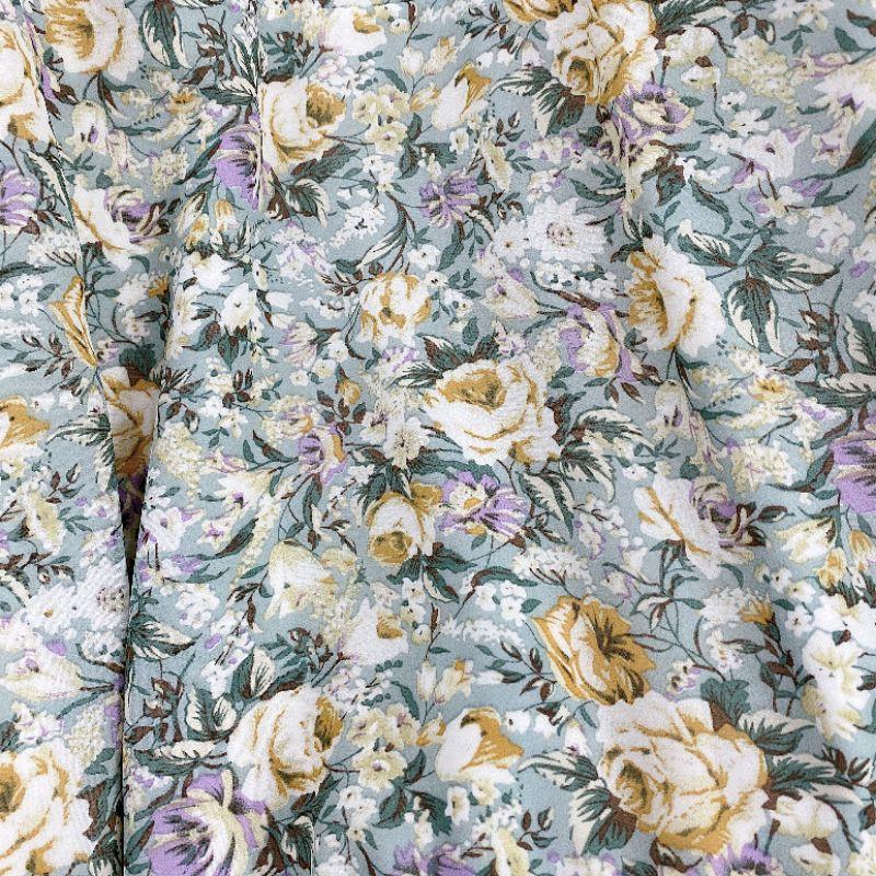 Váy lụa hoa xanh bèo bẹt vai VNU