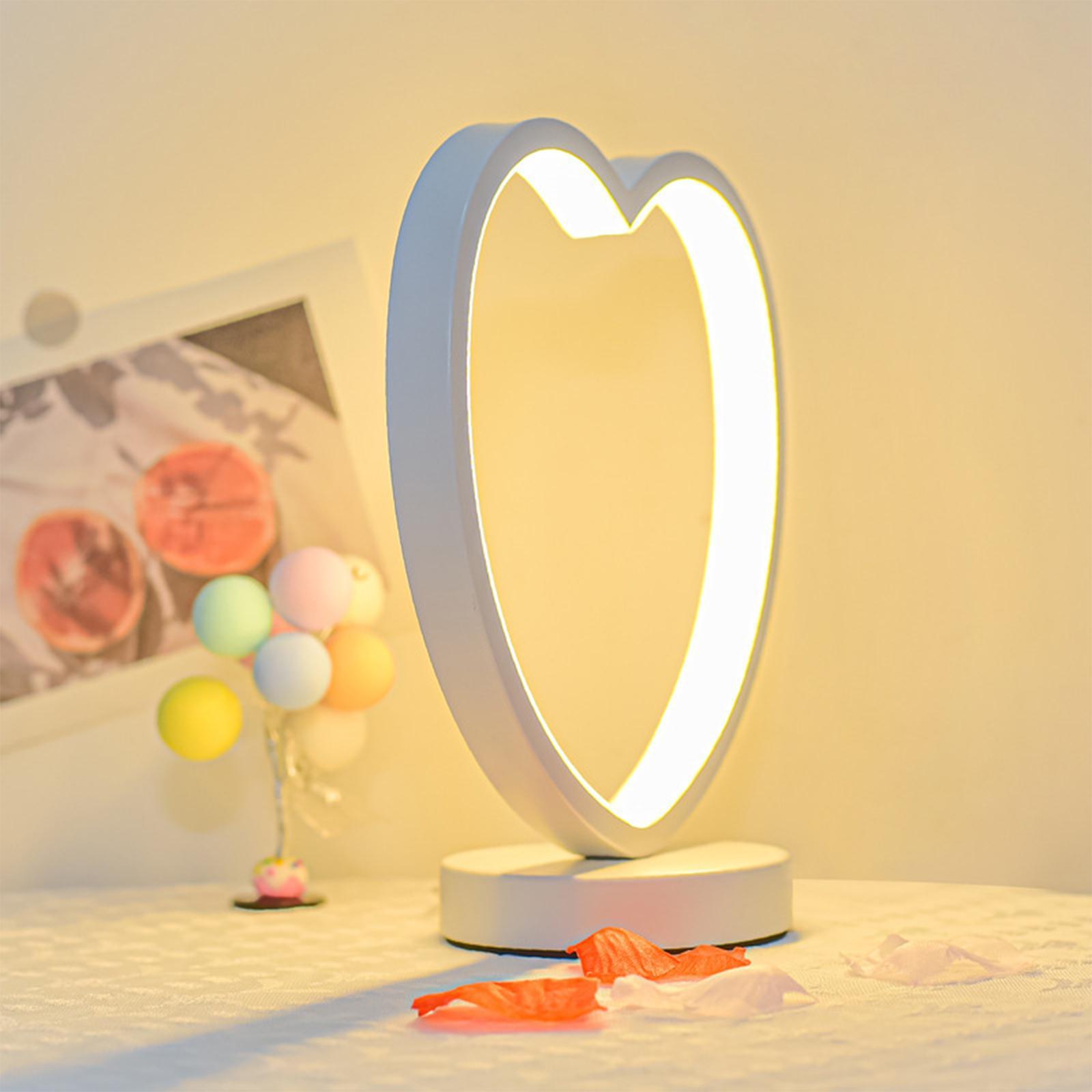 Modern LED Heart Table Lamp Desk Lamp Night Lamp for Hotel Bedroom Decor