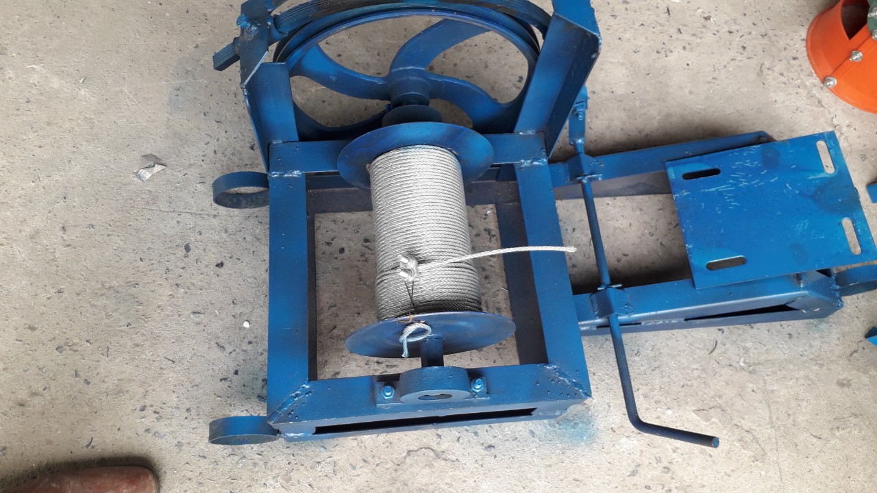 Bộ tời xây dựng chưa động cơ và phụ kiện