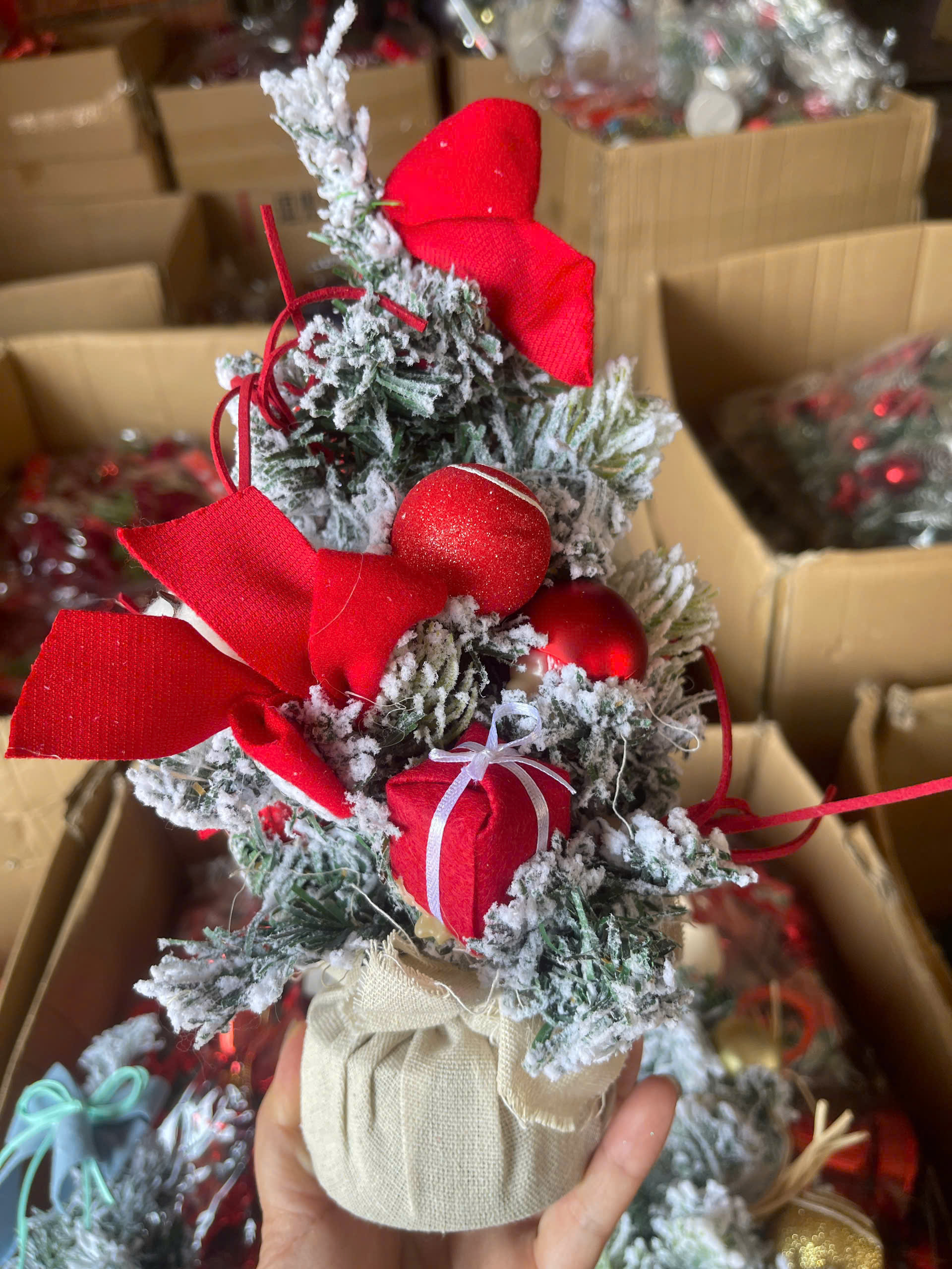 [KoSuyTu] Cây Thông Noel Để Bàn - Tuyệt Hảo Mùa Noel - Rộn Ràng Từng Góc Nhỏ - 2 Zise 4 Màu 8 Lựa Chọn