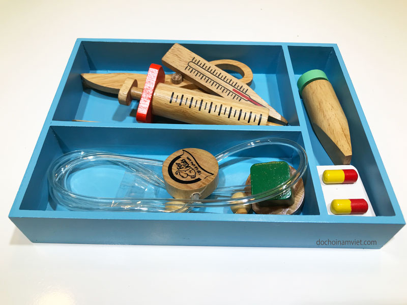 Đồ chơi bác sĩ bằng gỗ, đồ chơi nghề nghiệp cho bé nhập vai