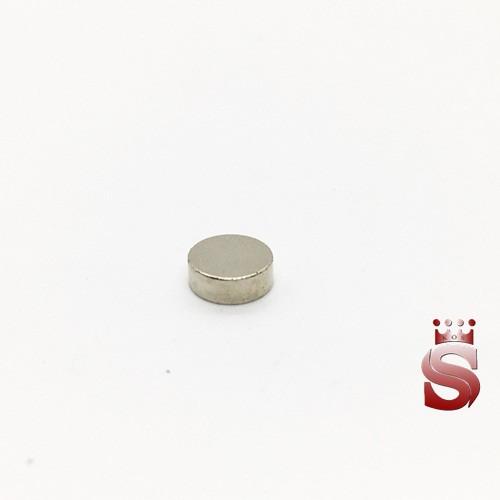 Nam châm viên tròn kích thước 8x3mm