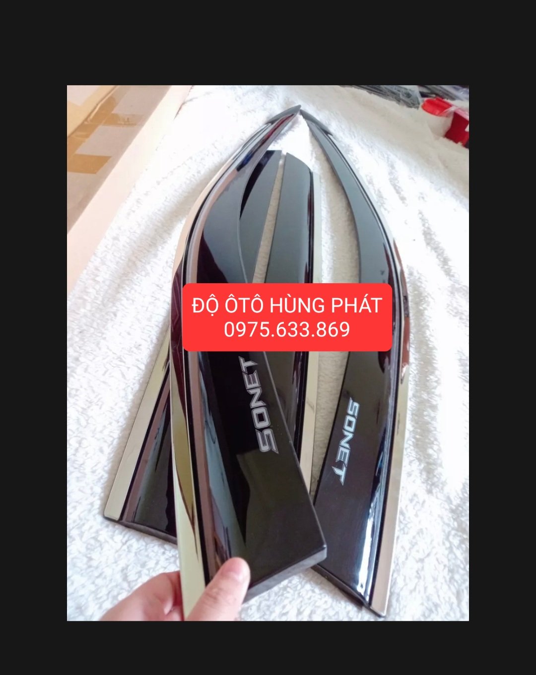 Vè che mưa xe KIA SONET 2021- 2022 nhựa đen chỉ INOX 304 cao cấp