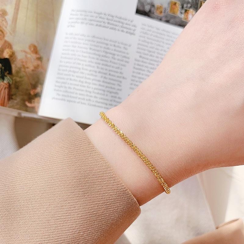 Lắc tay vòng tay nữ titan không đen vàng gold trơn đẹp rẻ Ring House