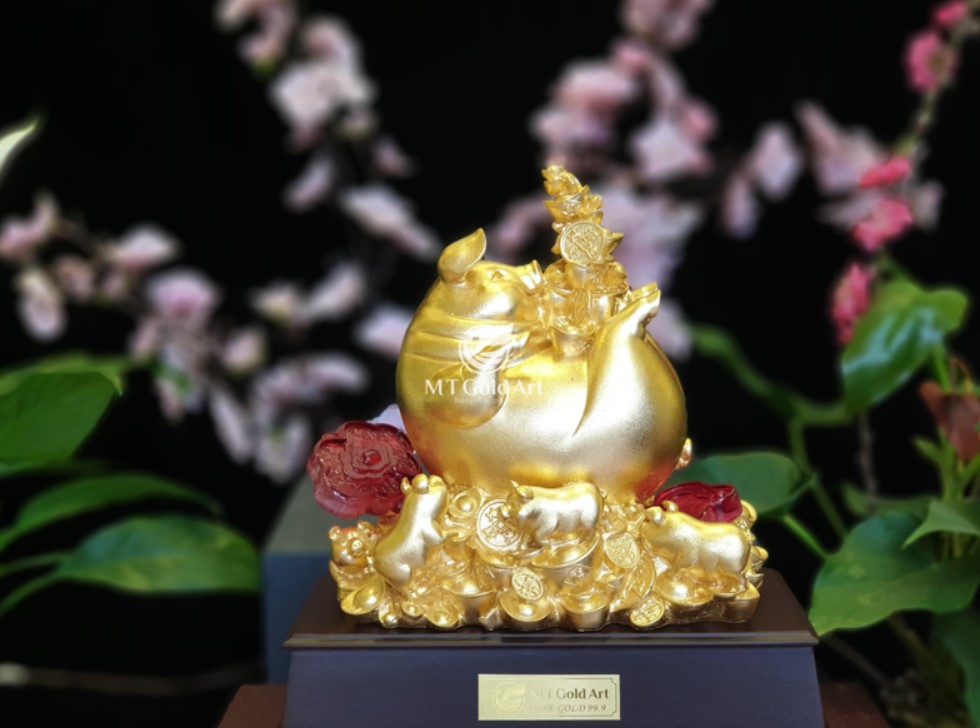 Tượng heo gậy như ý dát vàng MT Gold Art- Hàng chính hãng, trang trí nhà cửa, phòng làm việc, quà tặng sếp, đối tác, khách hàng, tân gia, khai trương