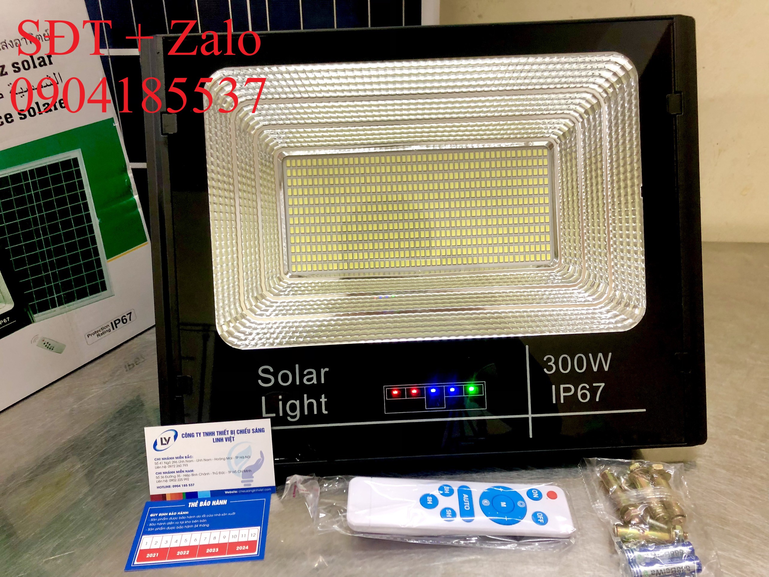 Đèn pha led năng lượng mặt trời 300W