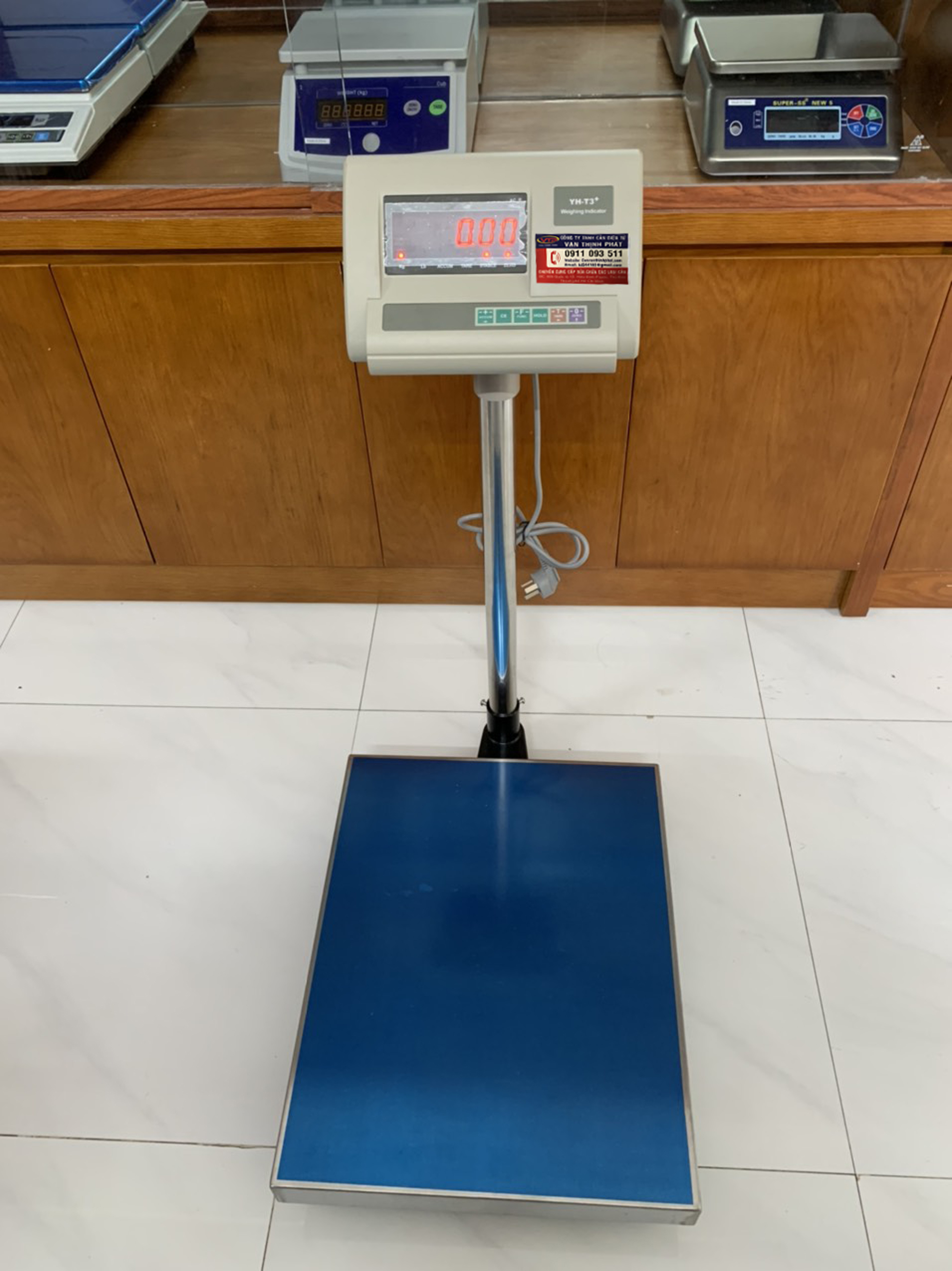 Cân Bàn Điện Tử YHT3 350 kg